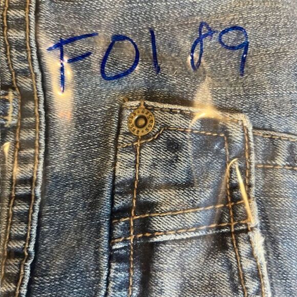 Axcess Women's Denim Capris Cuffed Stretch Flap Pockets size 12 - Picture 6 of 6